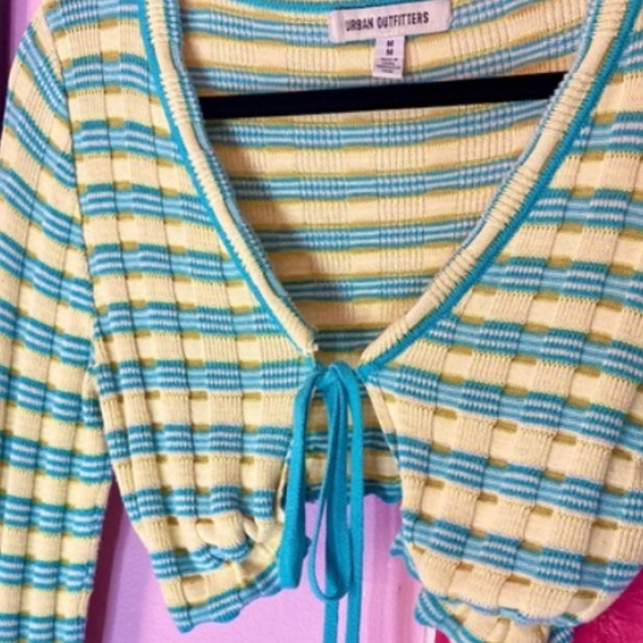 Urban Outfitters Y2K Style Fall Shrug Long Sleeve Knit Sweater Women’s Medium - Picture 3 of 6